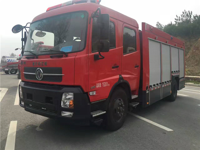 東風(fēng)天錦7噸泡沫消防車(chē)(國(guó)五)|電廠專用消防車(chē)|石化石油廠區(qū)消防車(chē)價(jià)格廠家直銷15271311188