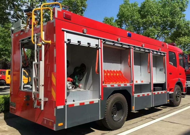 東風(fēng)天錦水罐消防車(6-7T)|JDF5154GXFSG60型水罐消防車|東風(fēng)大力神水罐消防車|東風(fēng)天龍水罐消防車