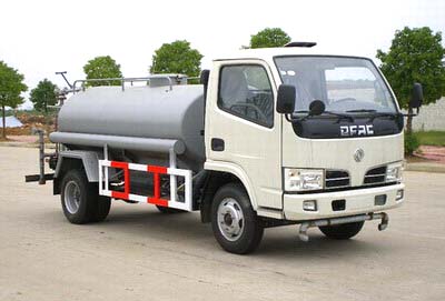 東風小霸王供水消防車