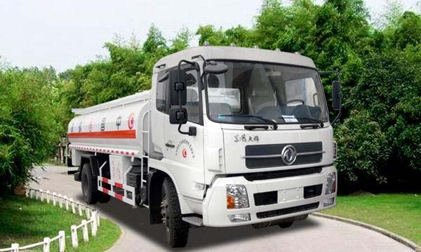東風(fēng)天錦單橋油罐車(運油車)
