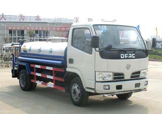 東風小霸王灑水車(寬體)