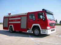 重汽豪濼單橋水罐消防車8噸